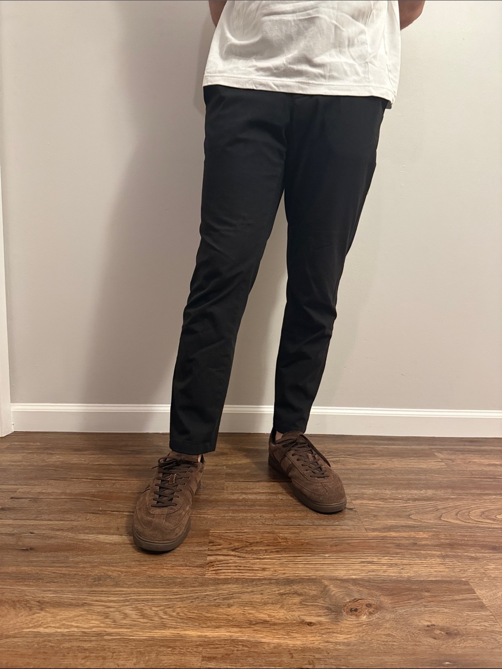 Everlane Black Slim Chinos - Modern Tapered Fit